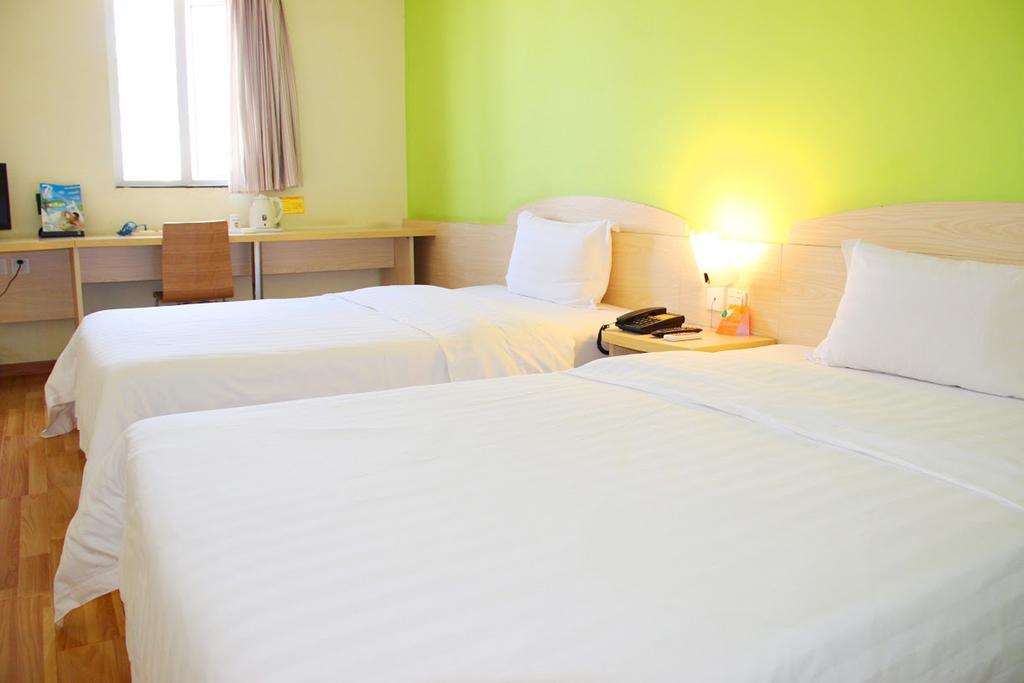 7Days Inn Guangzhou Kecun Branch Rum bild