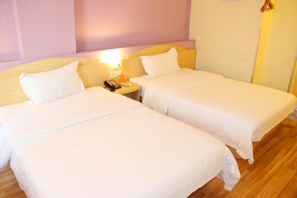 7Days Inn Guangzhou Kecun Branch Rum bild